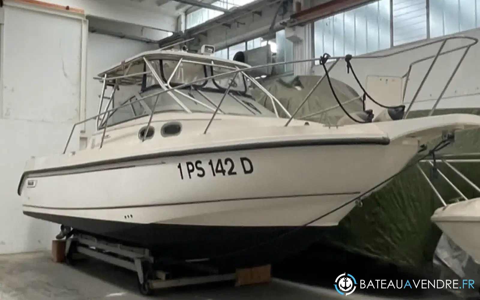 slider 0 Boston Whaler 28 Conquest