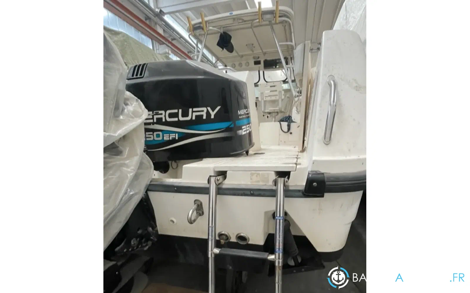 slider 14 Boston Whaler 28 Conquest