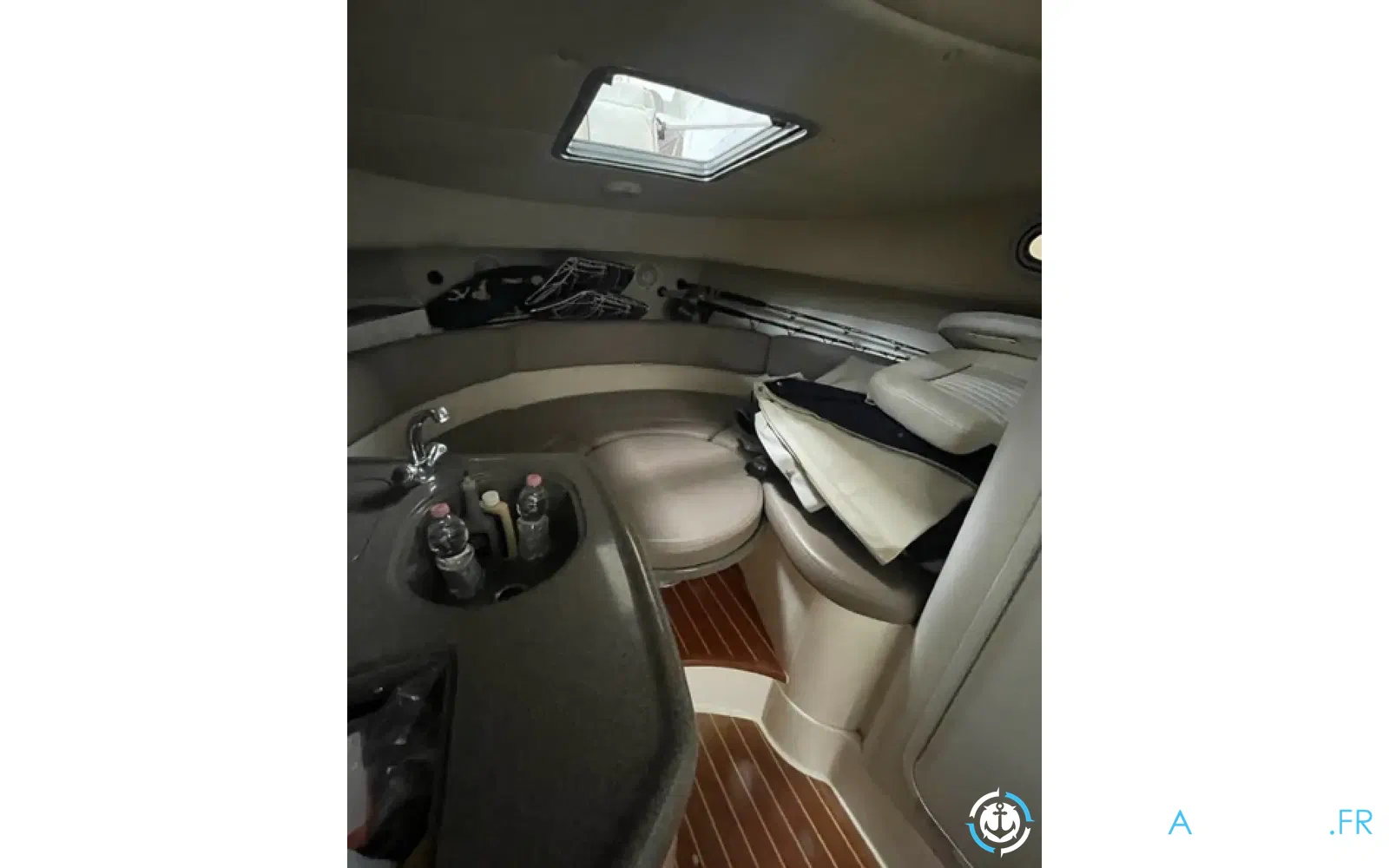 slider 6 Boston Whaler 28 Conquest