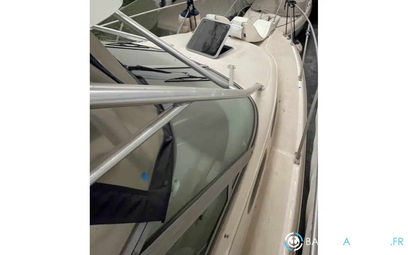 slider 7 Boston Whaler 28 Conquest