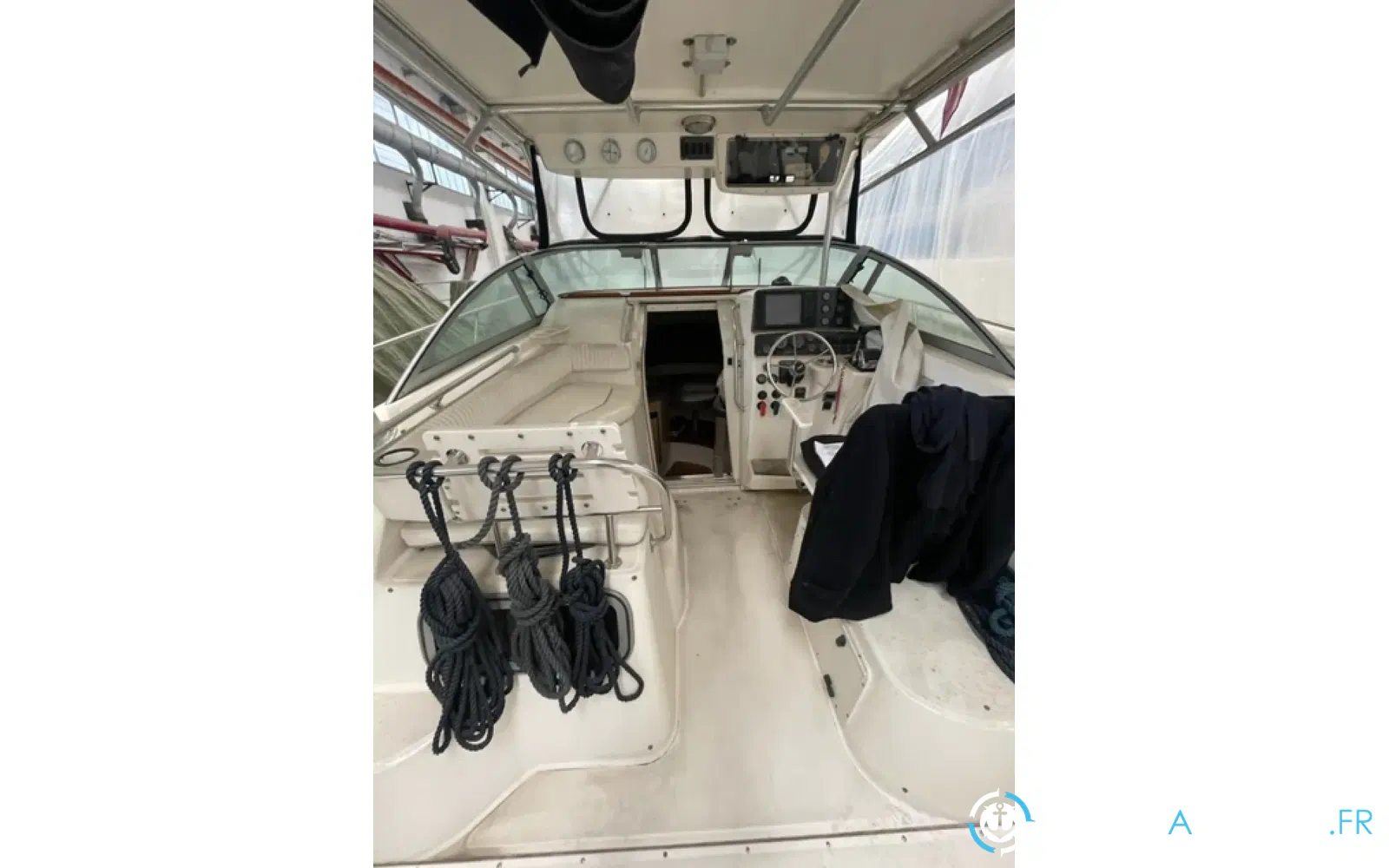 slider 8 Boston Whaler 28 Conquest