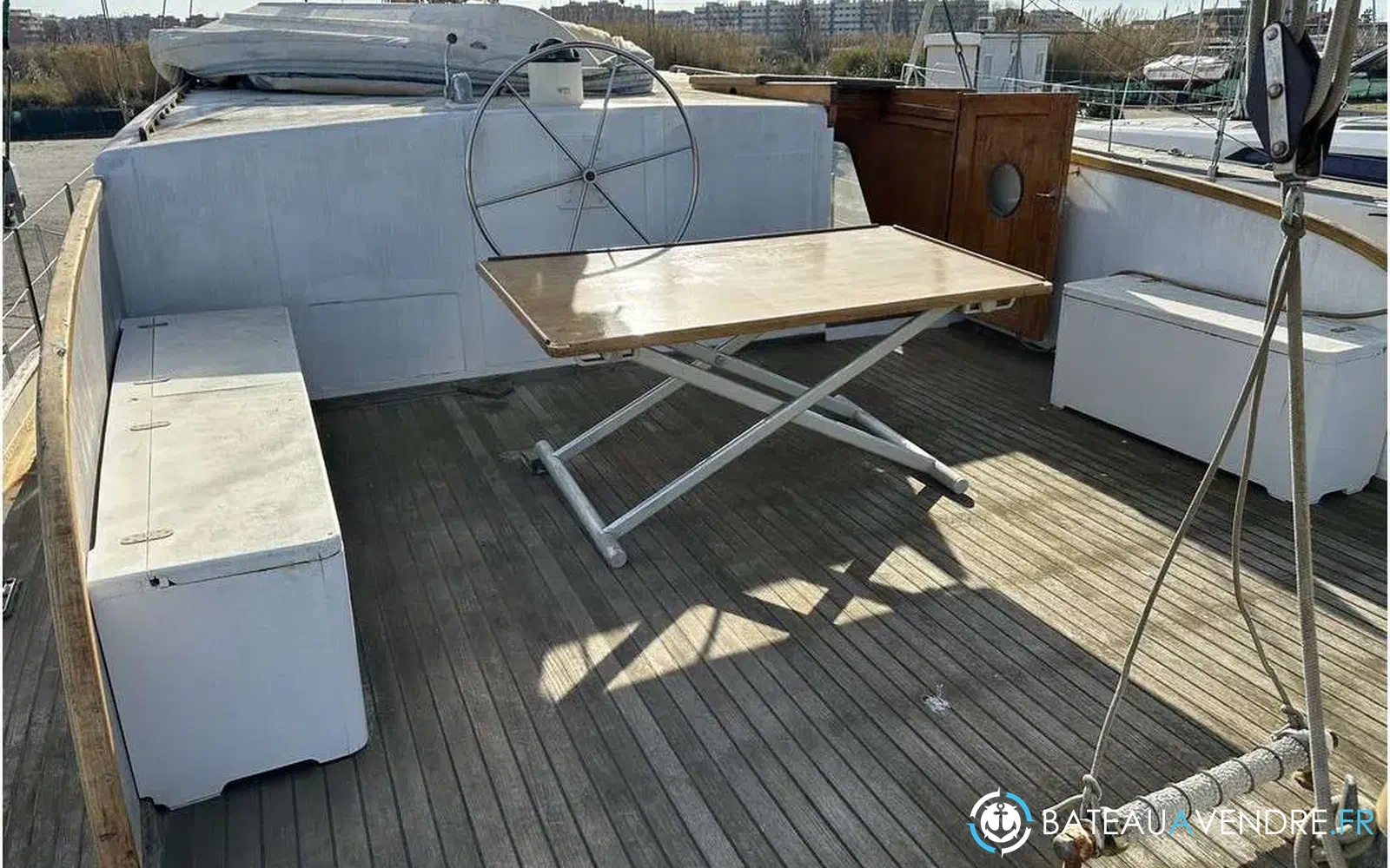 slider 11 Custom Ketch