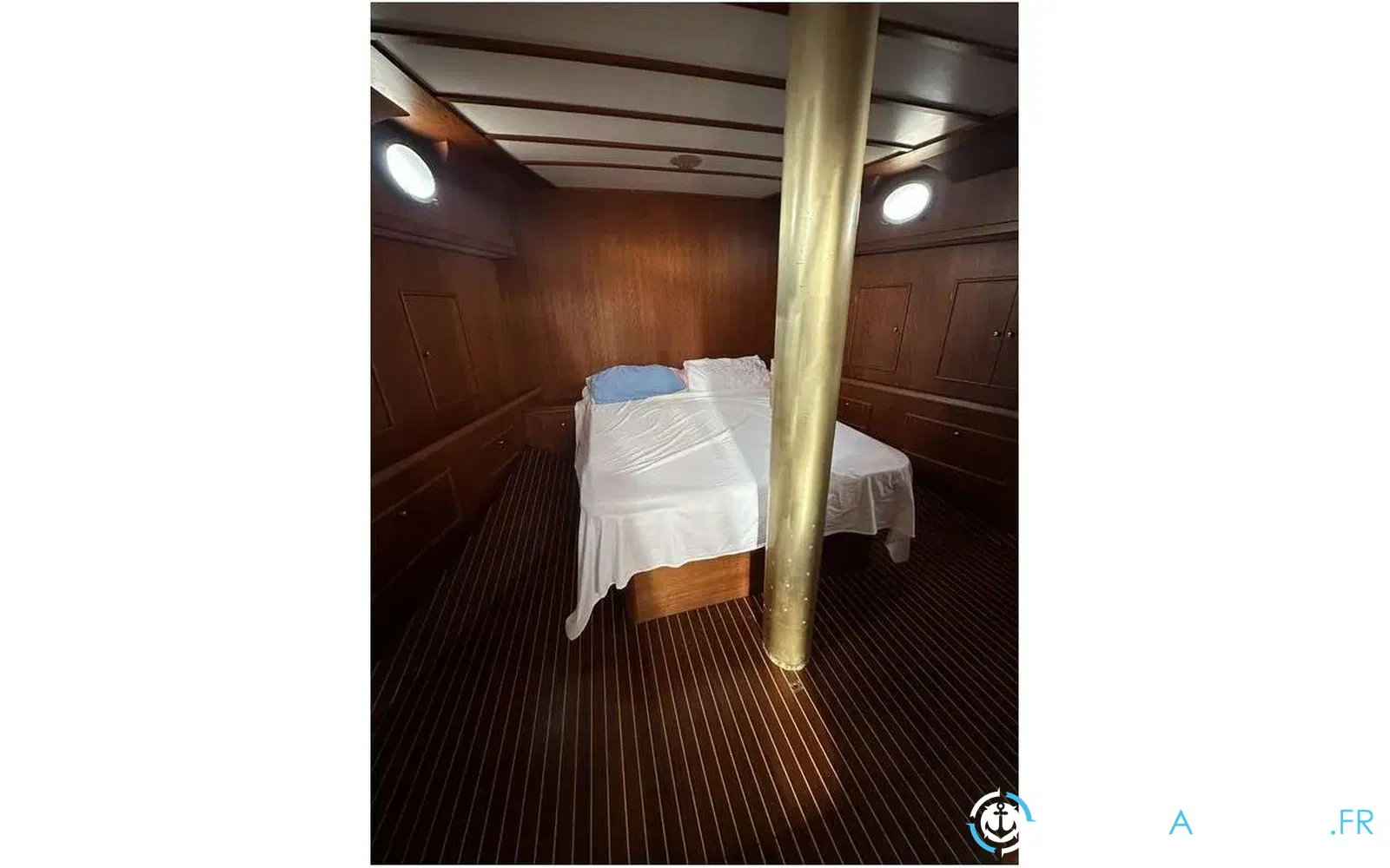 slider 5 Custom Ketch