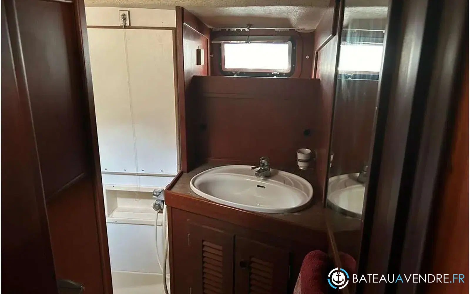 slider 12 Hallberg Rassy 49