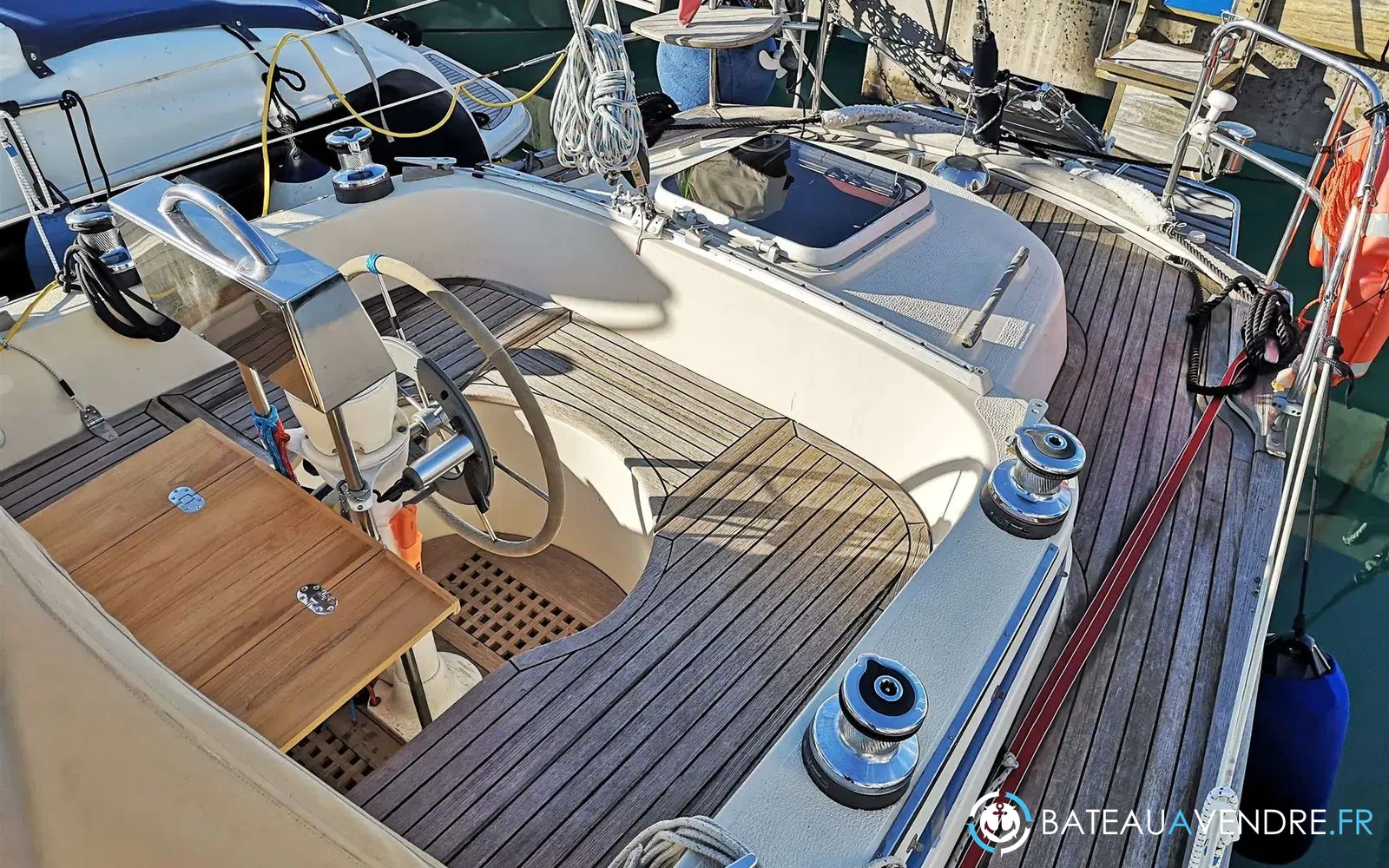 slider 10 Hallberg Rassy 352