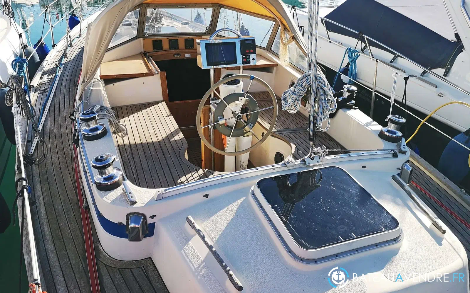 slider 12 Hallberg Rassy 352