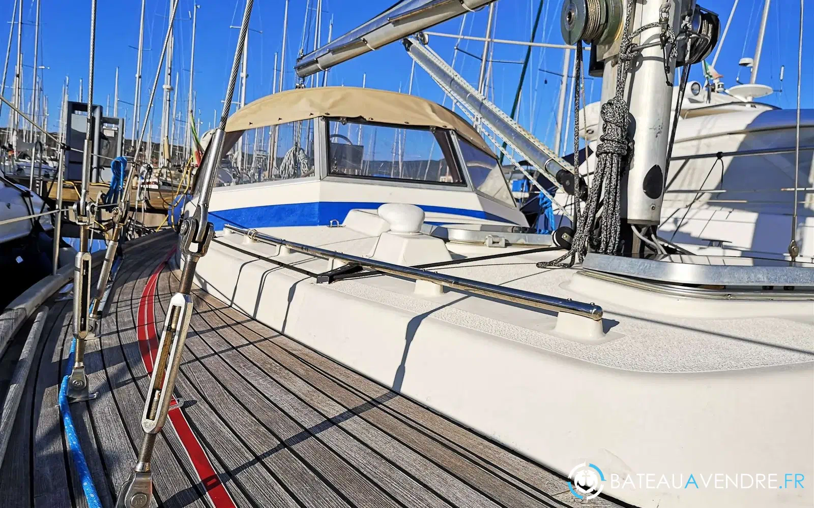 slider 17 Hallberg Rassy 352