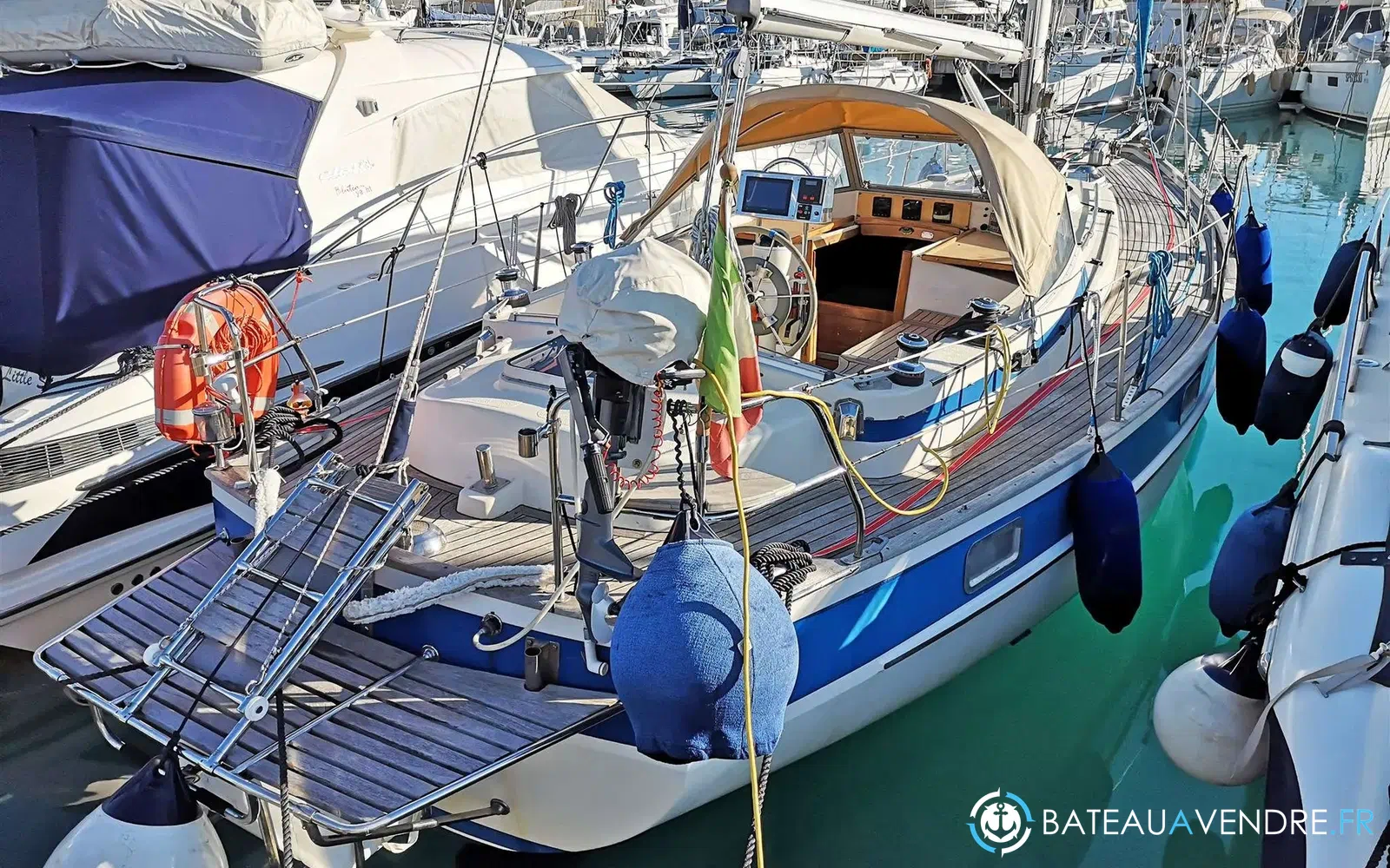 slider 23 Hallberg Rassy 352