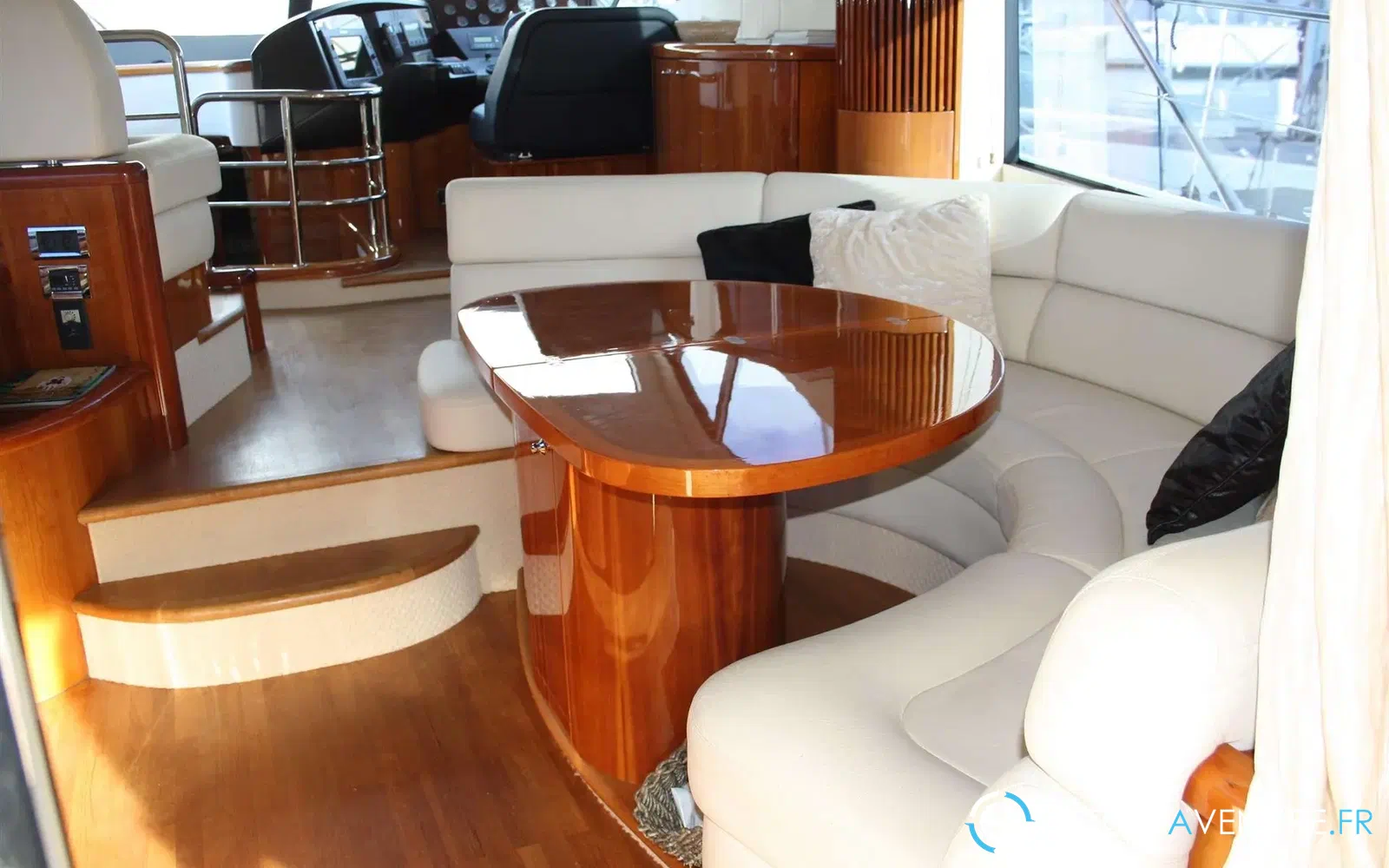 slider 14 Sunseeker Manhattan 52