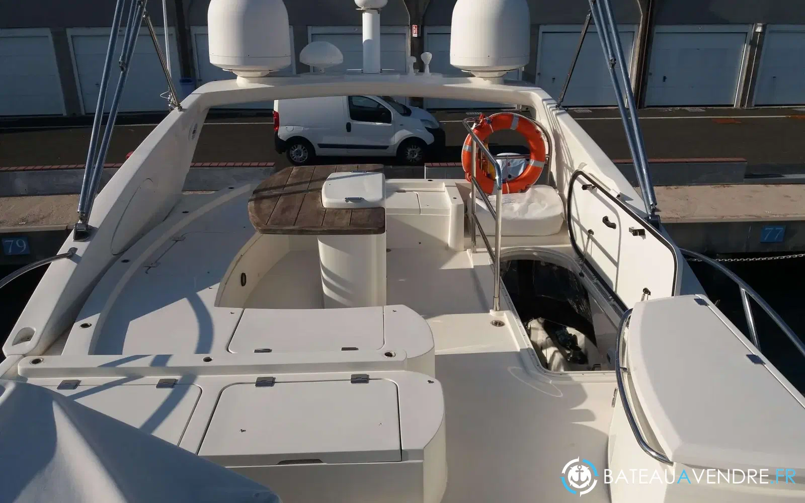 slider 18 Sunseeker Manhattan 52