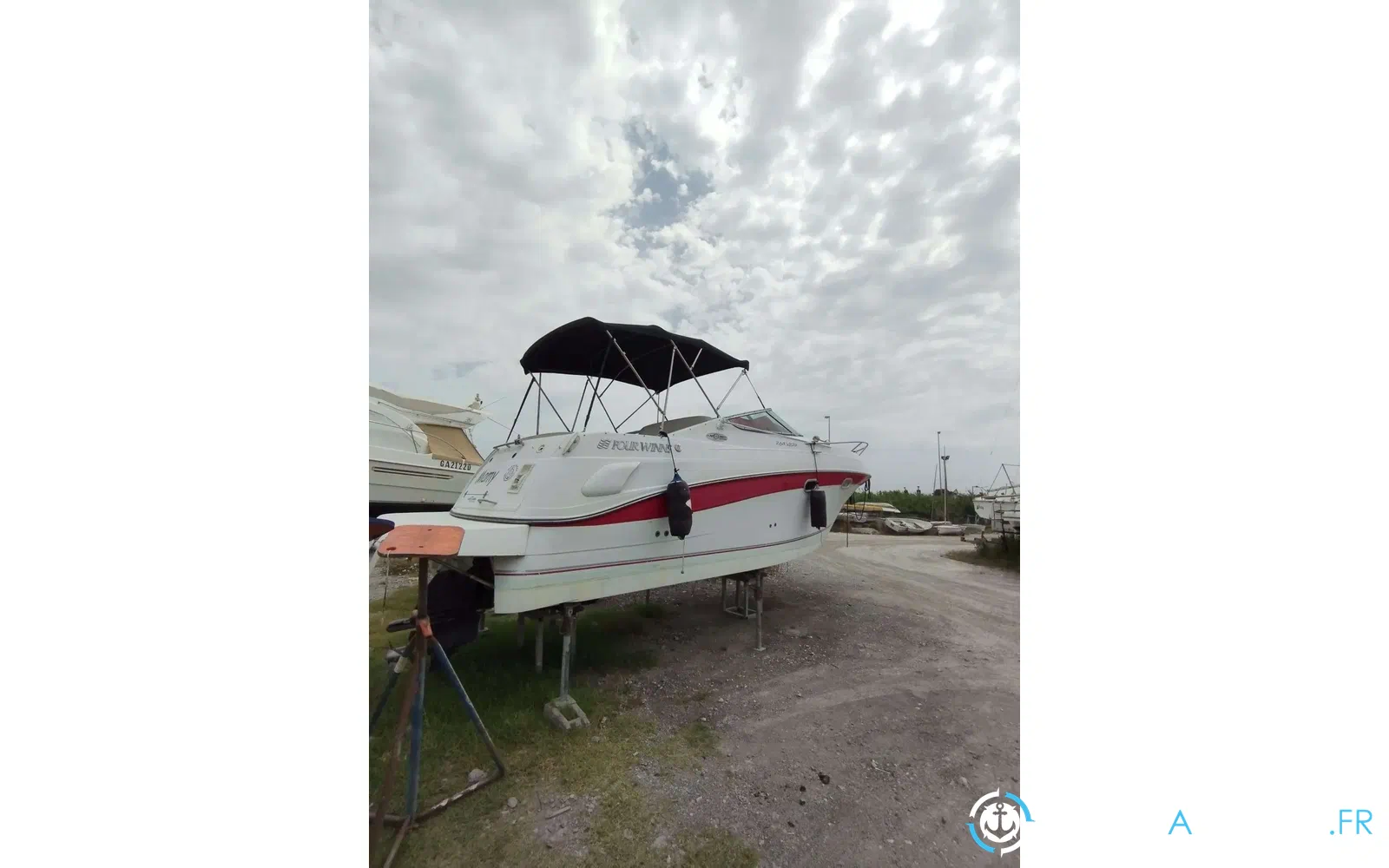 slider 6 Four Winns Vista 268