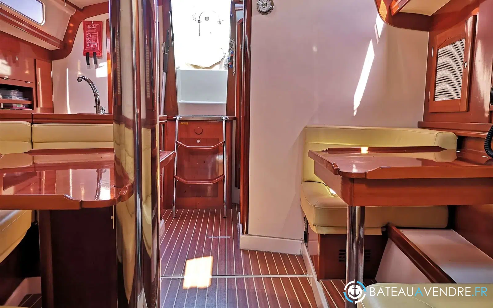 slider 2 Hanse 371