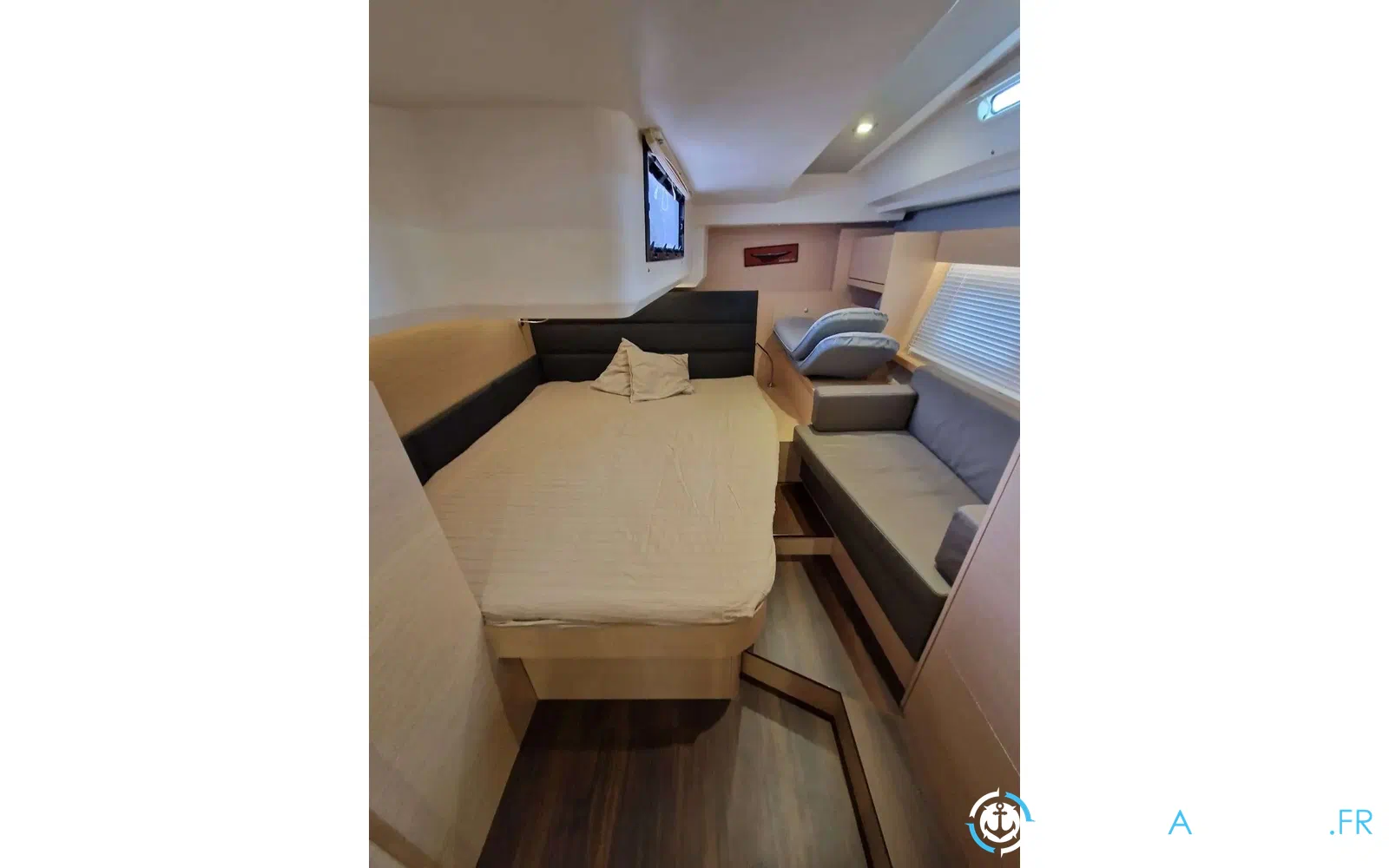 slider 10 Hanse 548