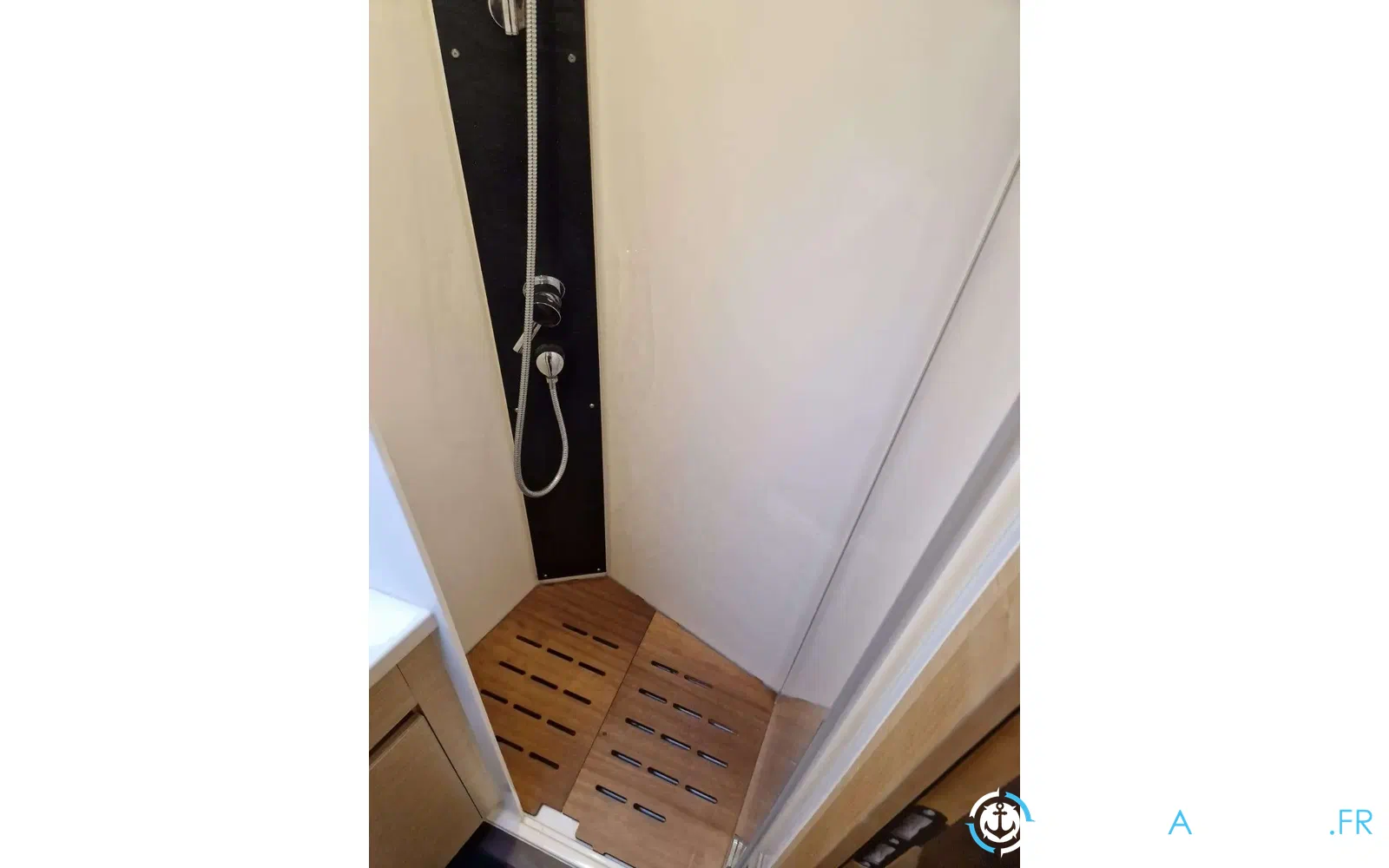 slider 19 Hanse 548