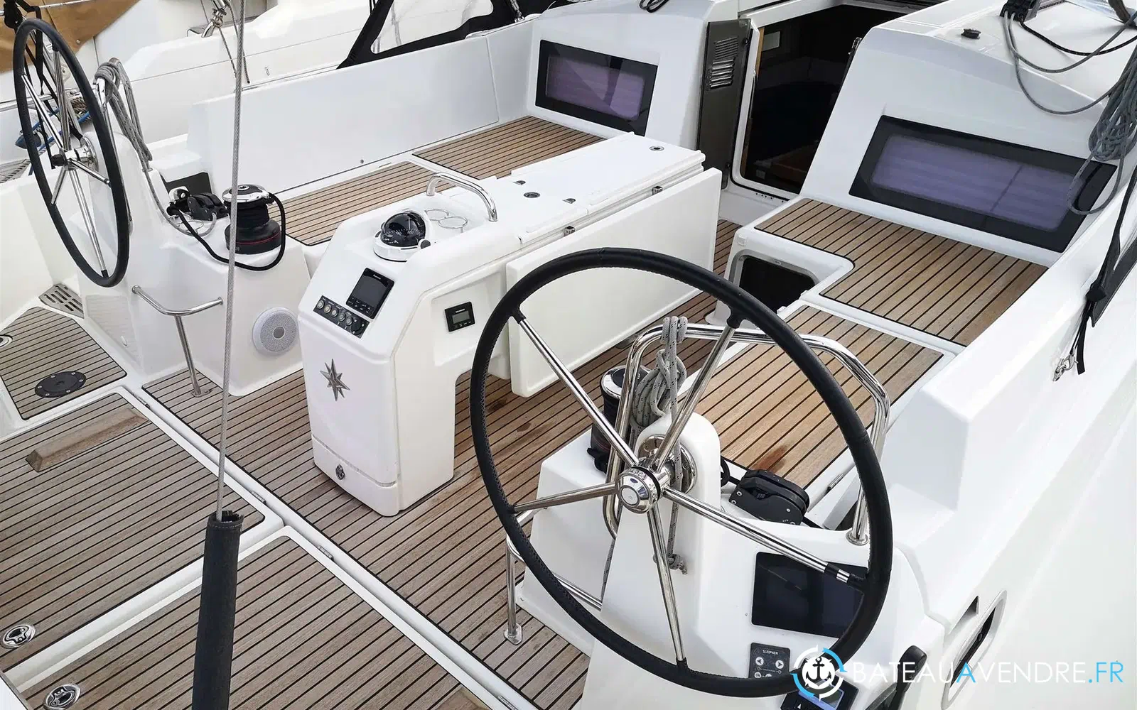 slider 21 Jeanneau Sun Odyssey 440