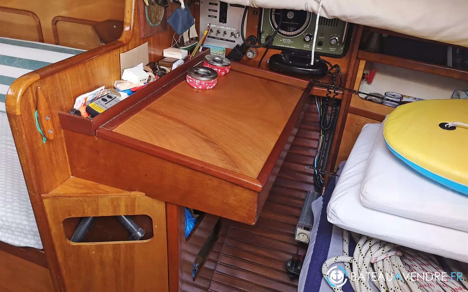 slider 12 Power Marine Manta Koala 34