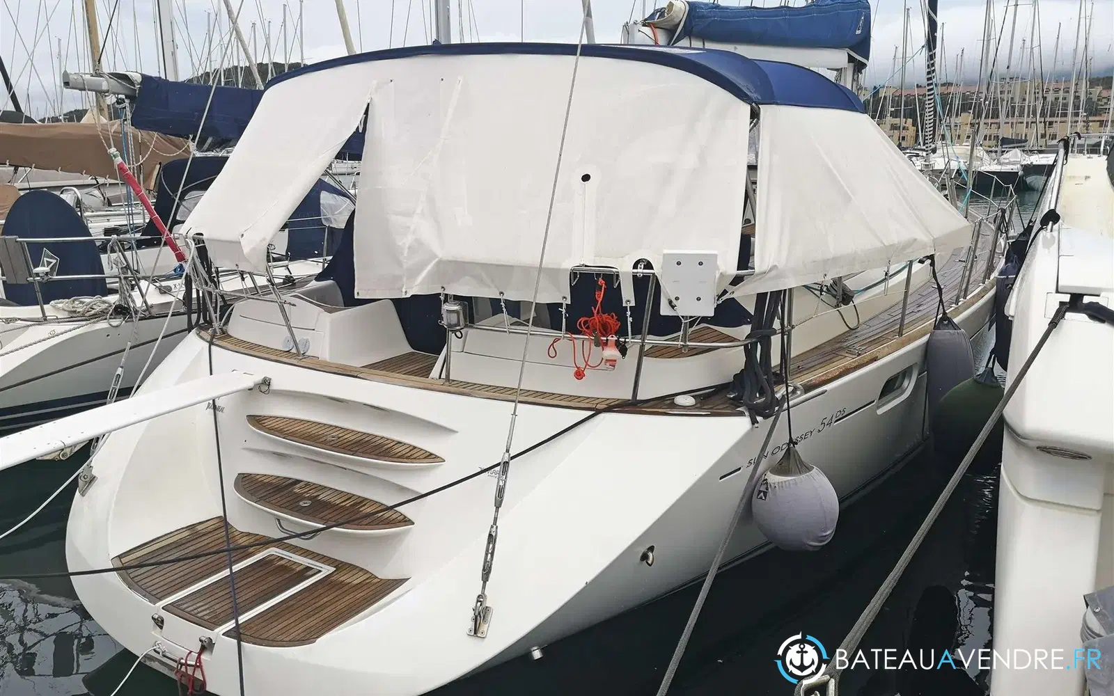 slider 1 Jeanneau Sun Odyssey 54 DS