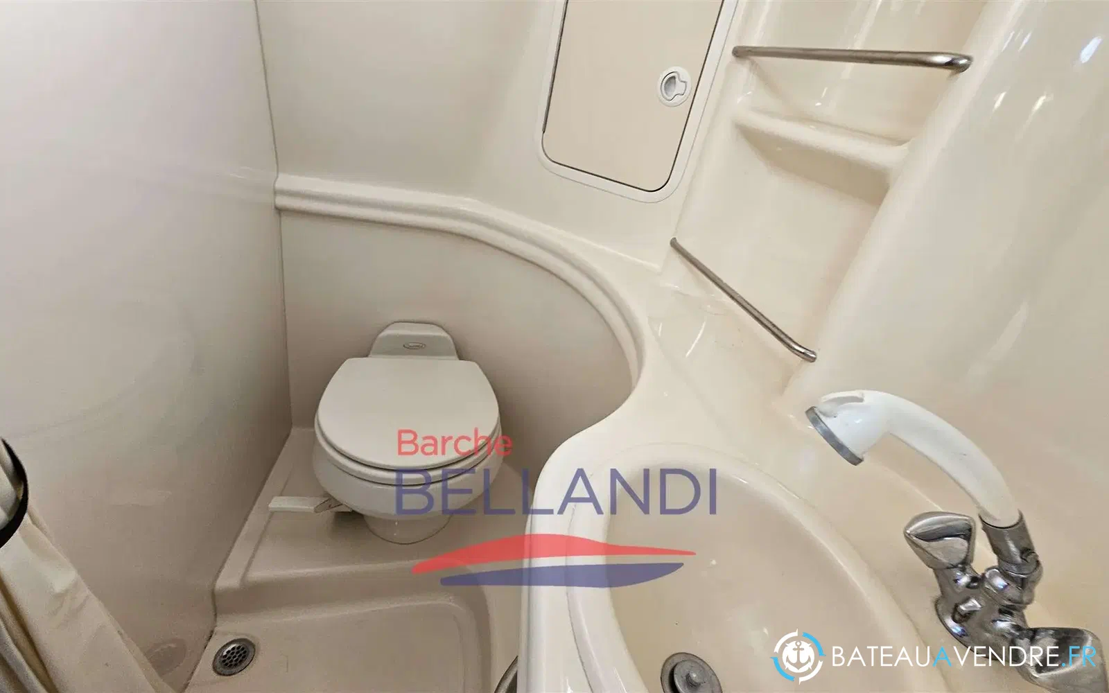 slider 7 Sea Ray 335 Sundancer
