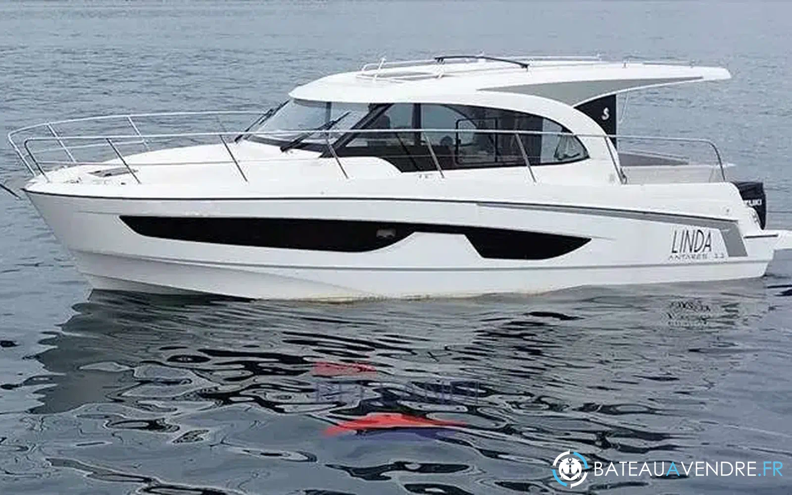 slider 0 Beneteau Antares 11