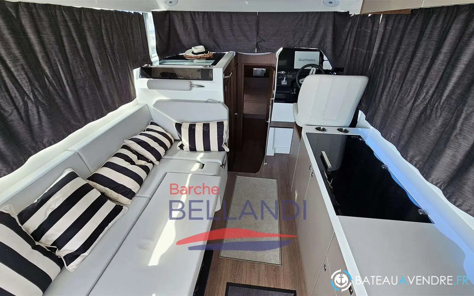 slider 14 Beneteau Antares 11