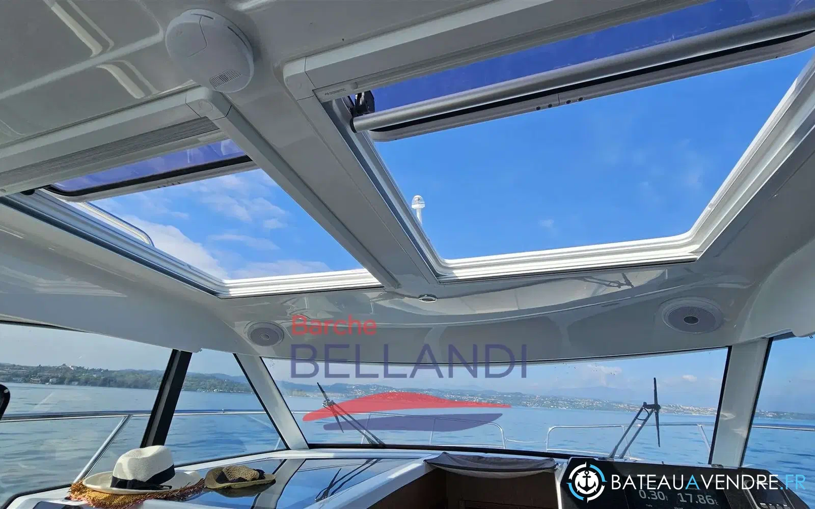 slider 3 Beneteau Antares 11