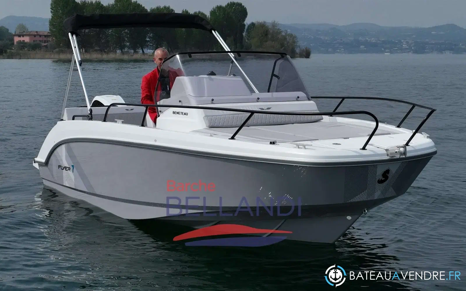slider 1 Beneteau Flyer 7 SUNdeck