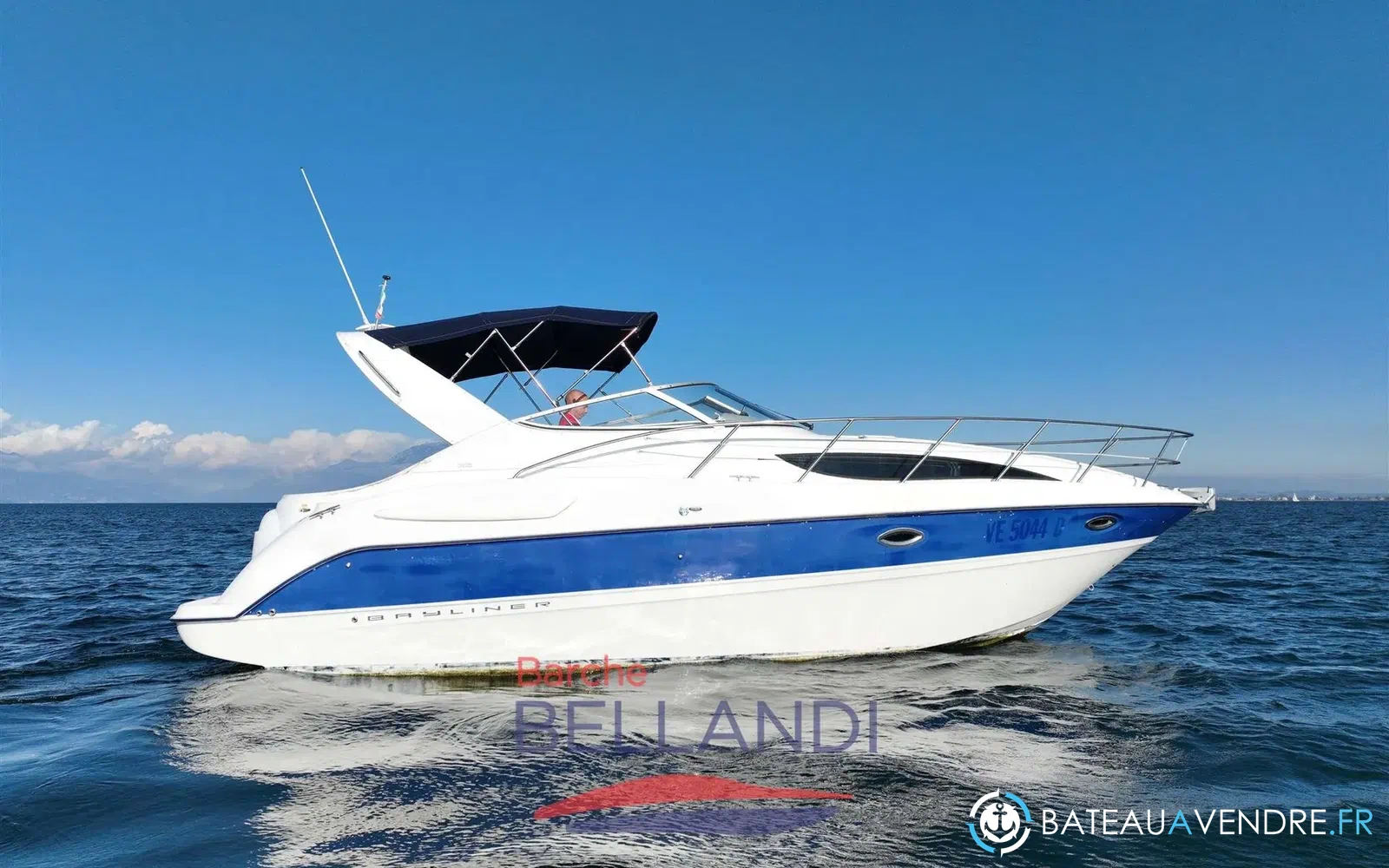 slider 0 Bayliner 305