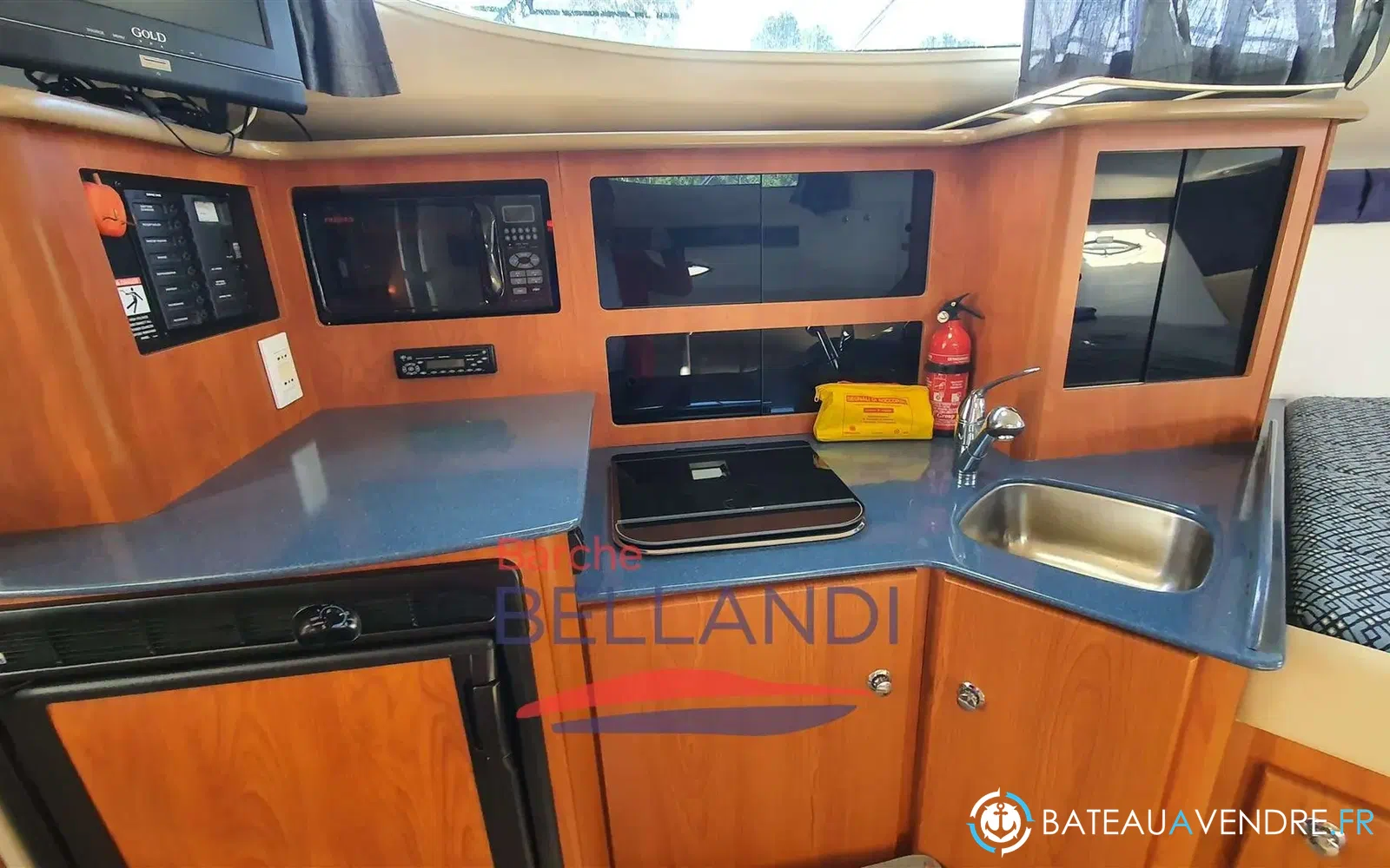 slider 12 Bayliner 305