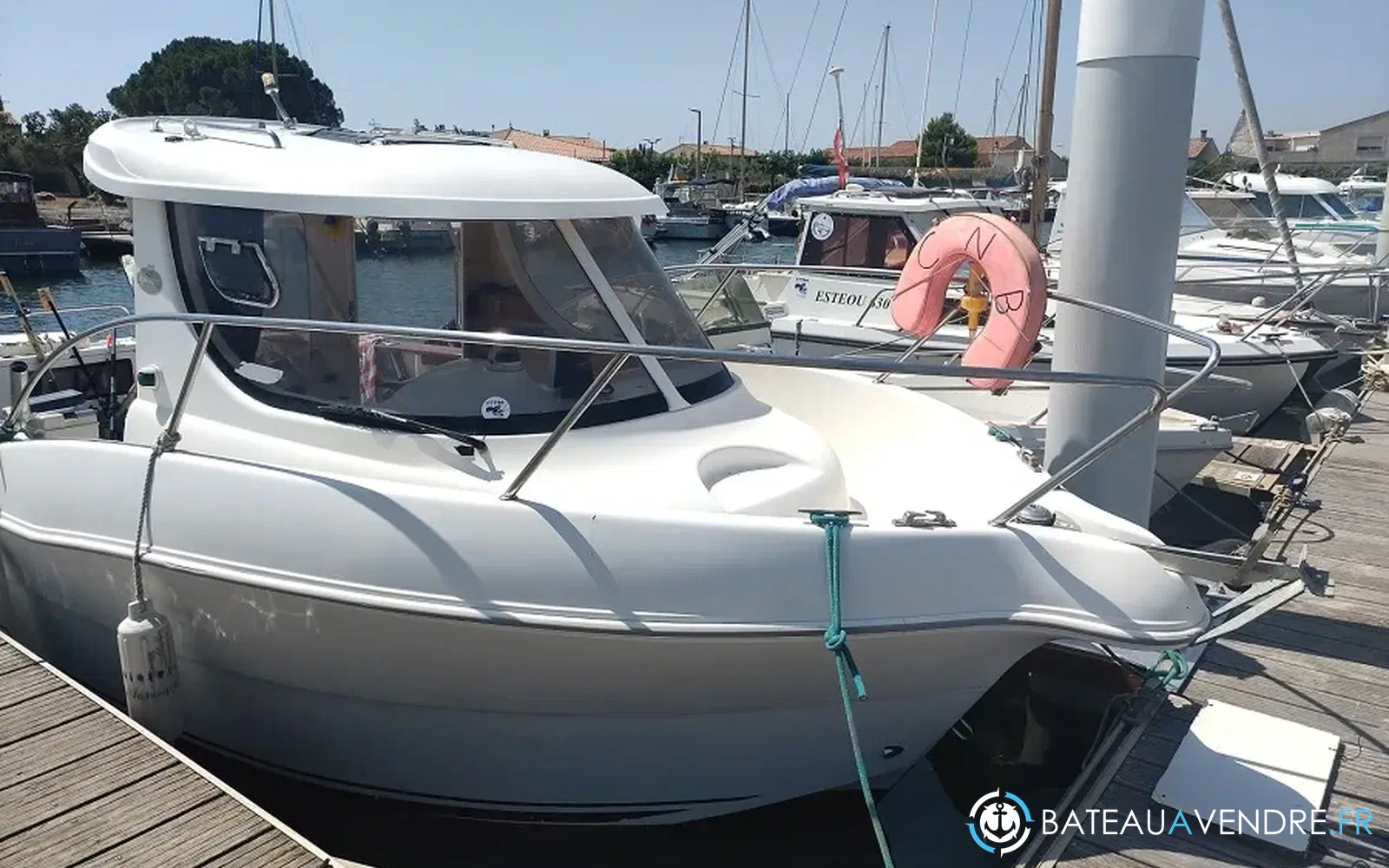 slider 9 Arvor 215