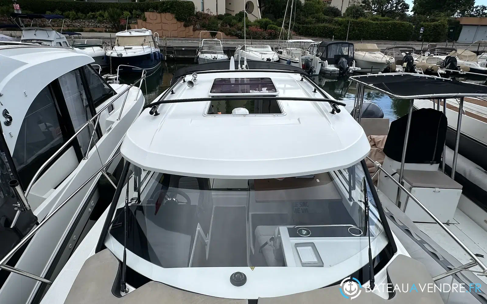 slider 3 Jeanneau Merry Fisher 795 Serie 2