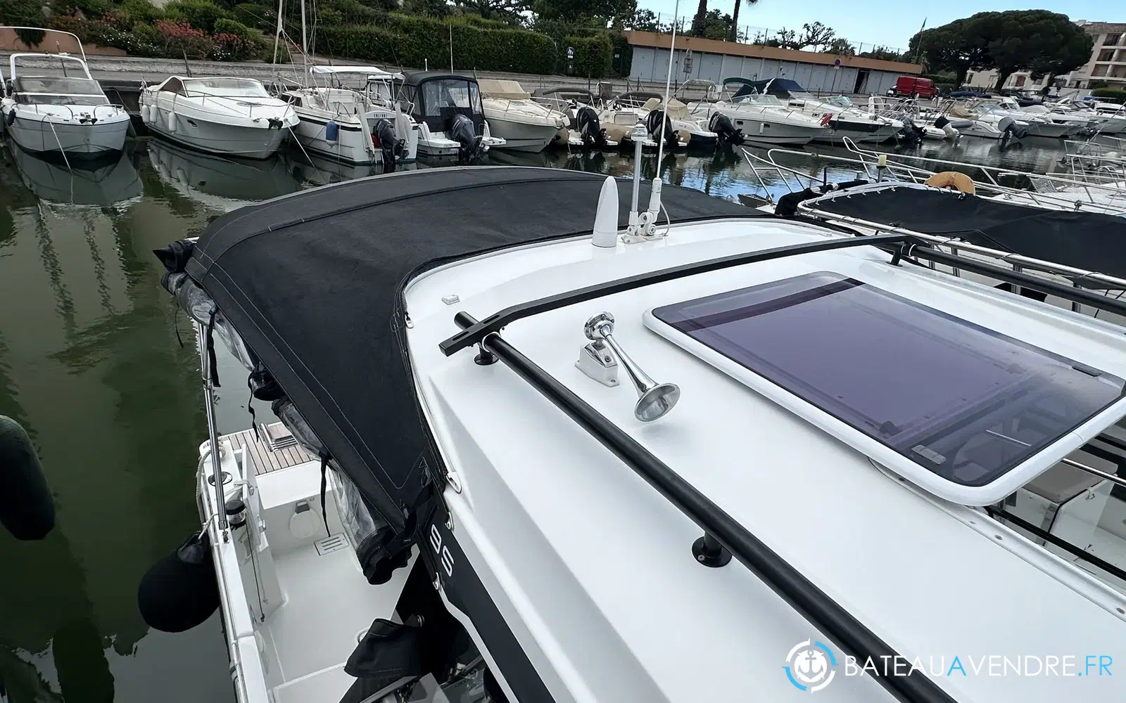 slider 5 Jeanneau Merry Fisher 795 Serie 2