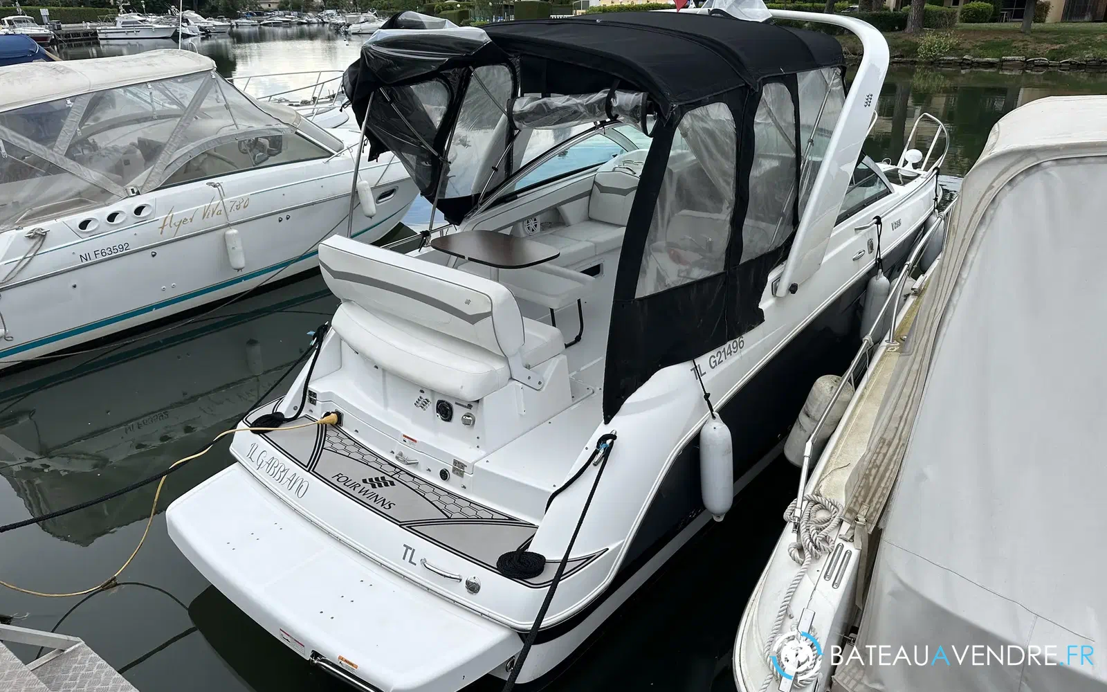 slider 1 Four Winns Vista 255