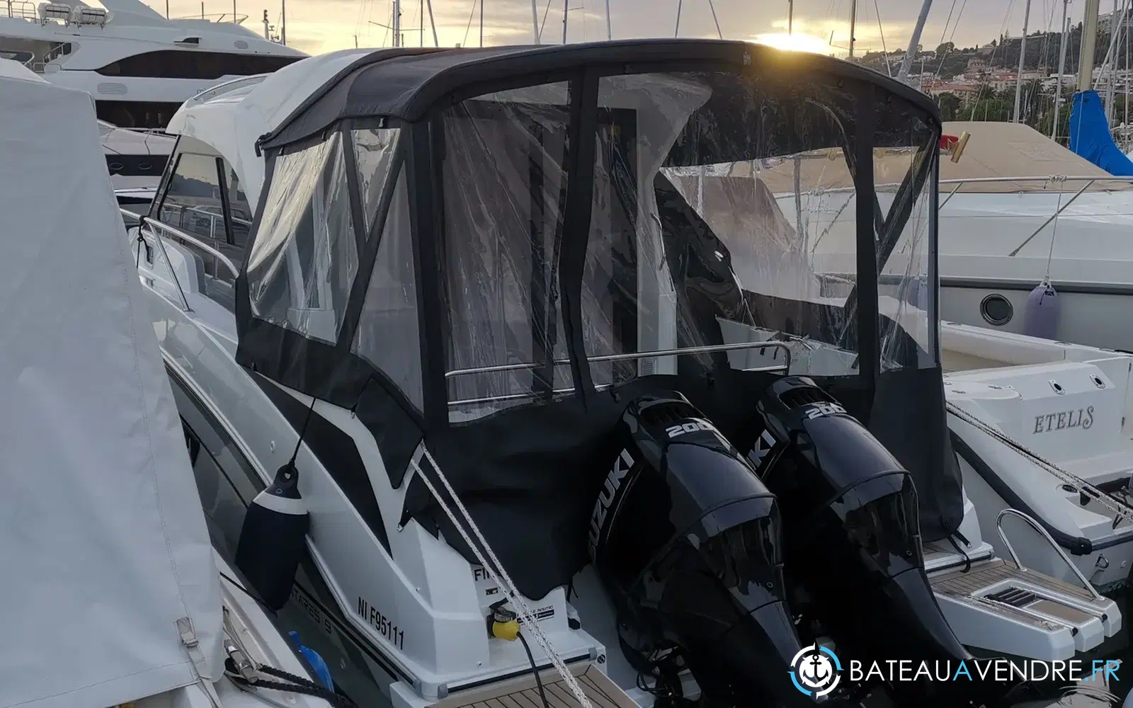 slider 1 Beneteau Antares 9 OB