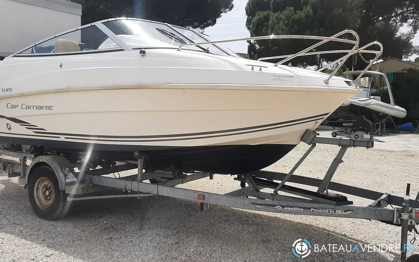 slider 1 Jeanneau Cap Camarat 5.5 DC