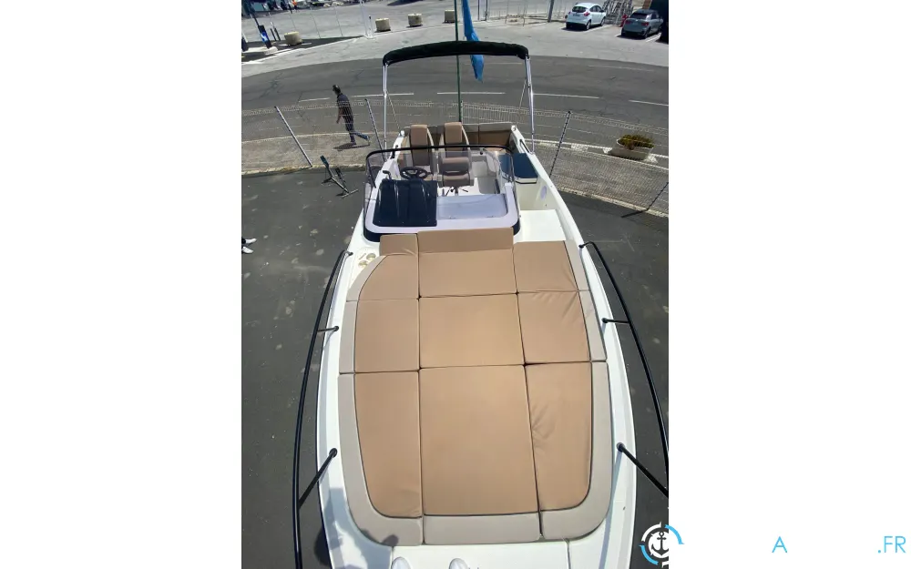 Quicksilver Activ 755 Sundeck  photo 2