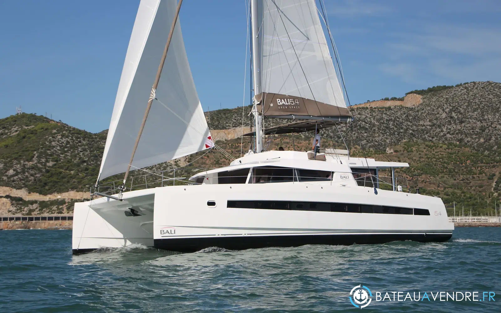 slider 1 Bali Catamarans Bali 5.4
