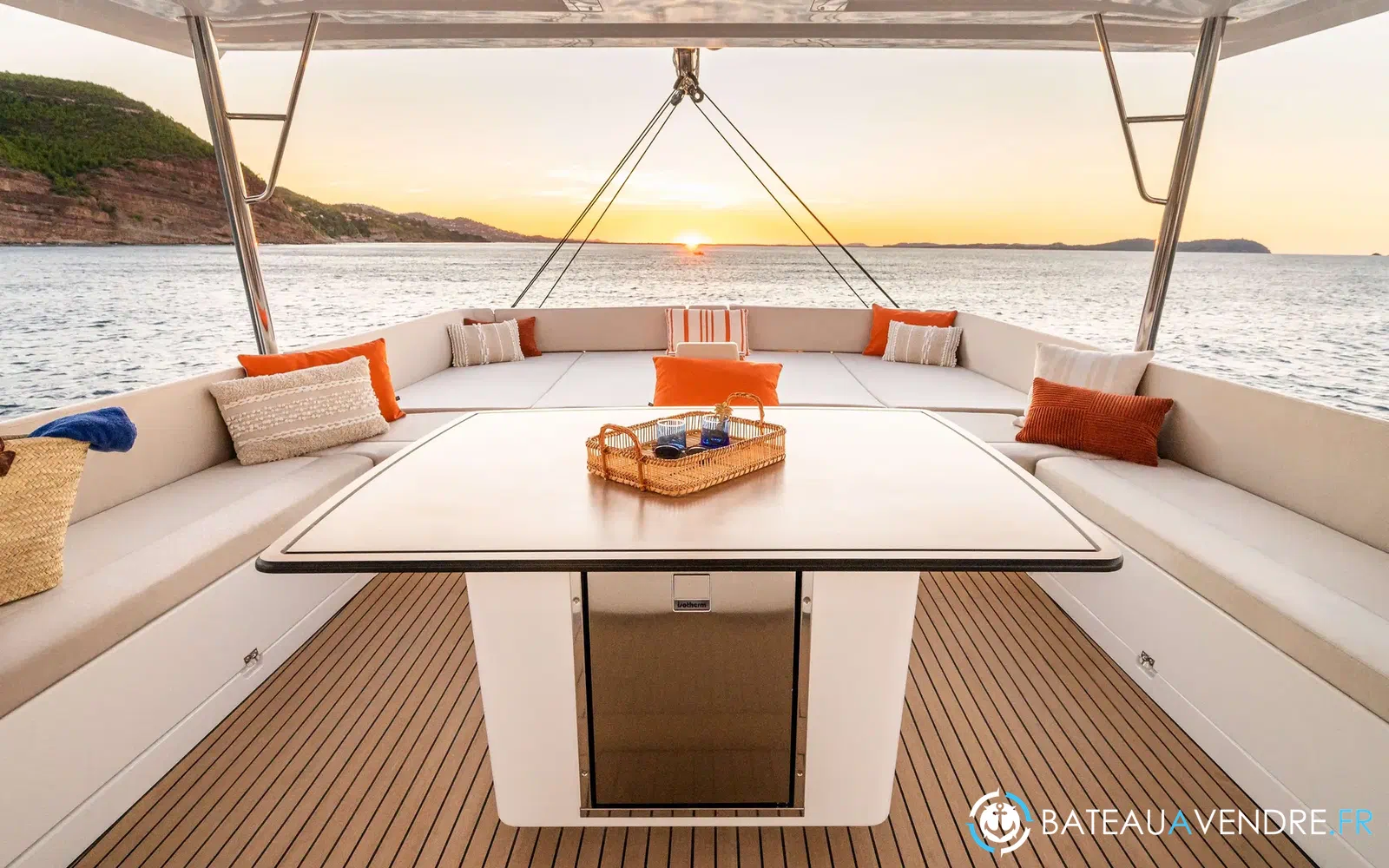 slider 11 Bali Catamarans Bali 5.8