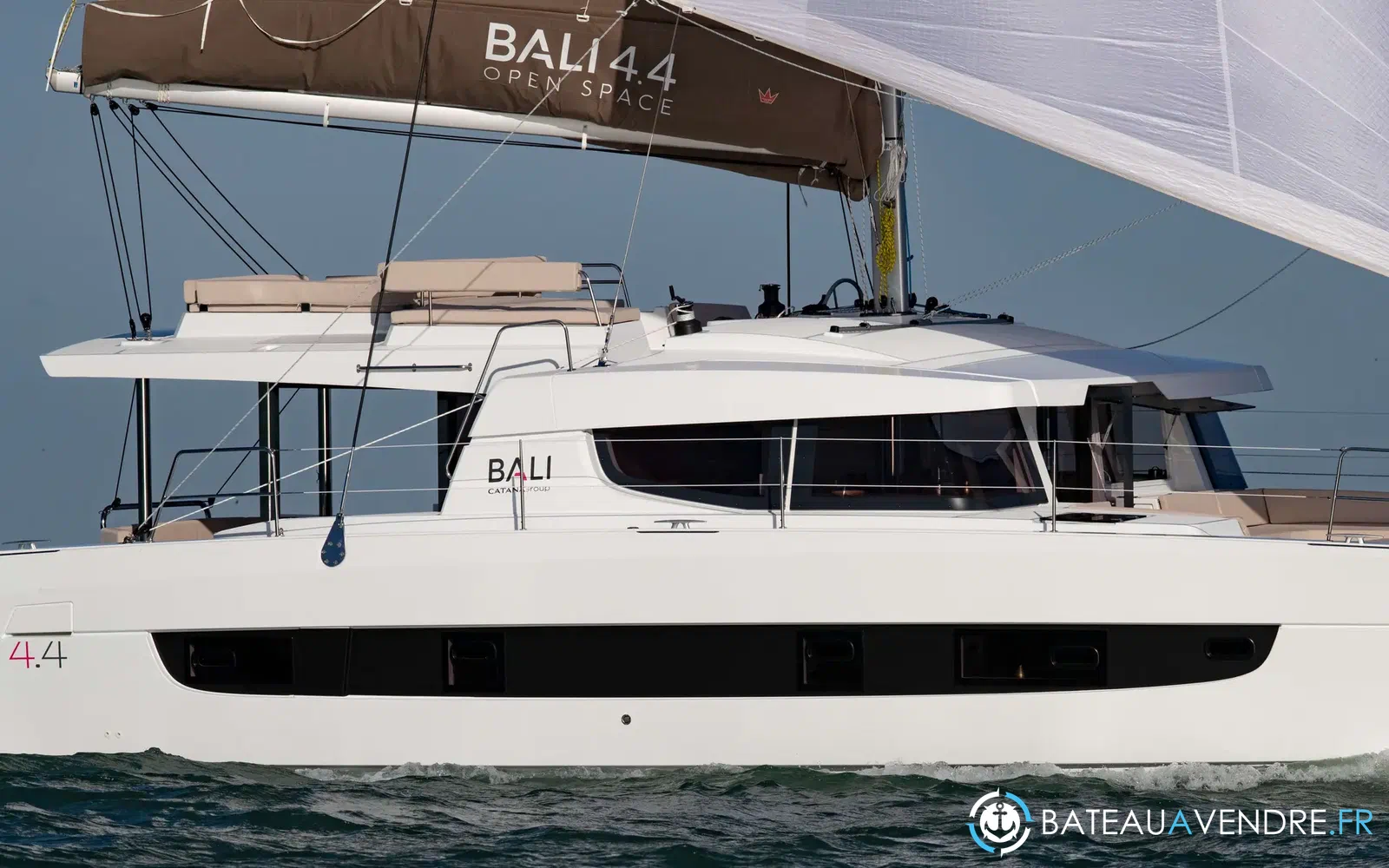slider 2 Bali Catamarans Bali 4.4