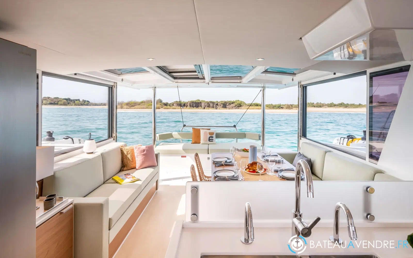 slider 6 Bali Catamarans Bali 4.6