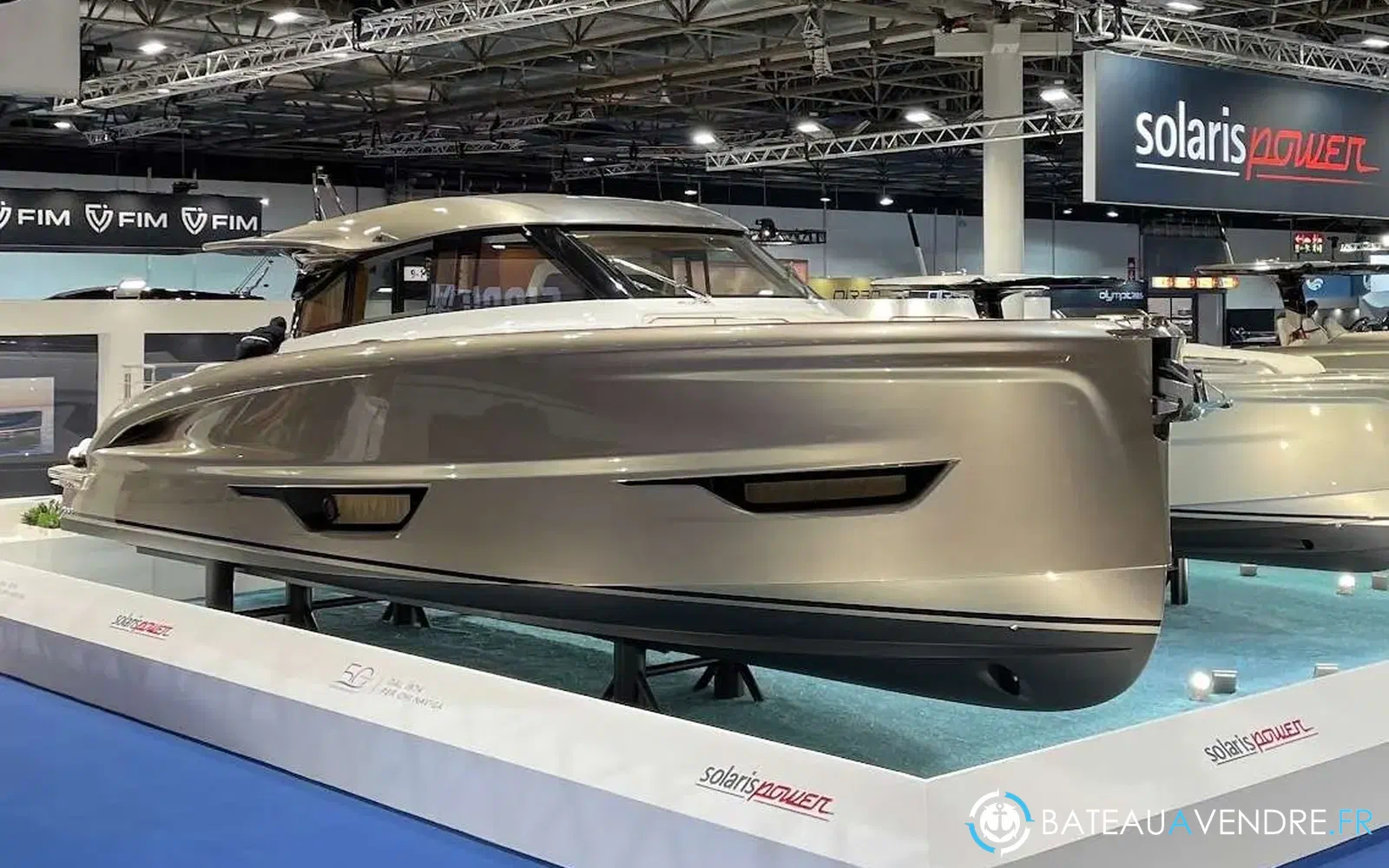 slider 1 Solaris Power 52 Coupé