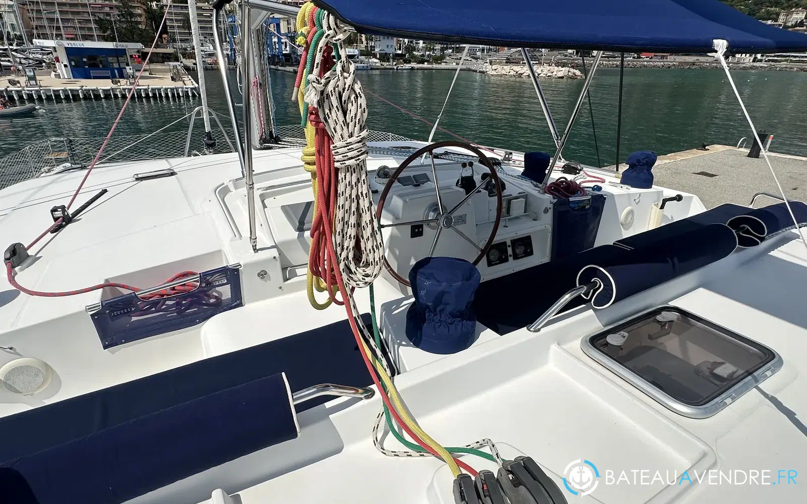 slider 13 Lagoon 500