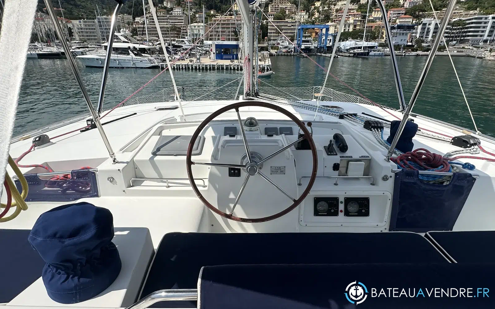 slider 14 Lagoon 500