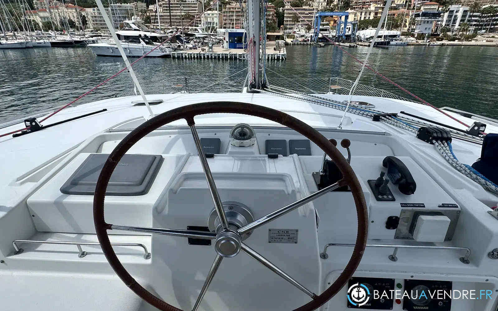 slider 15 Lagoon 500