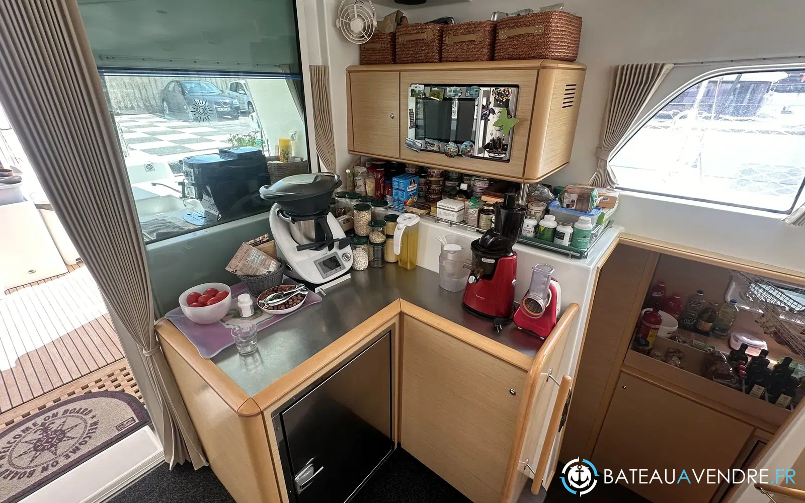 slider 34 Lagoon 500