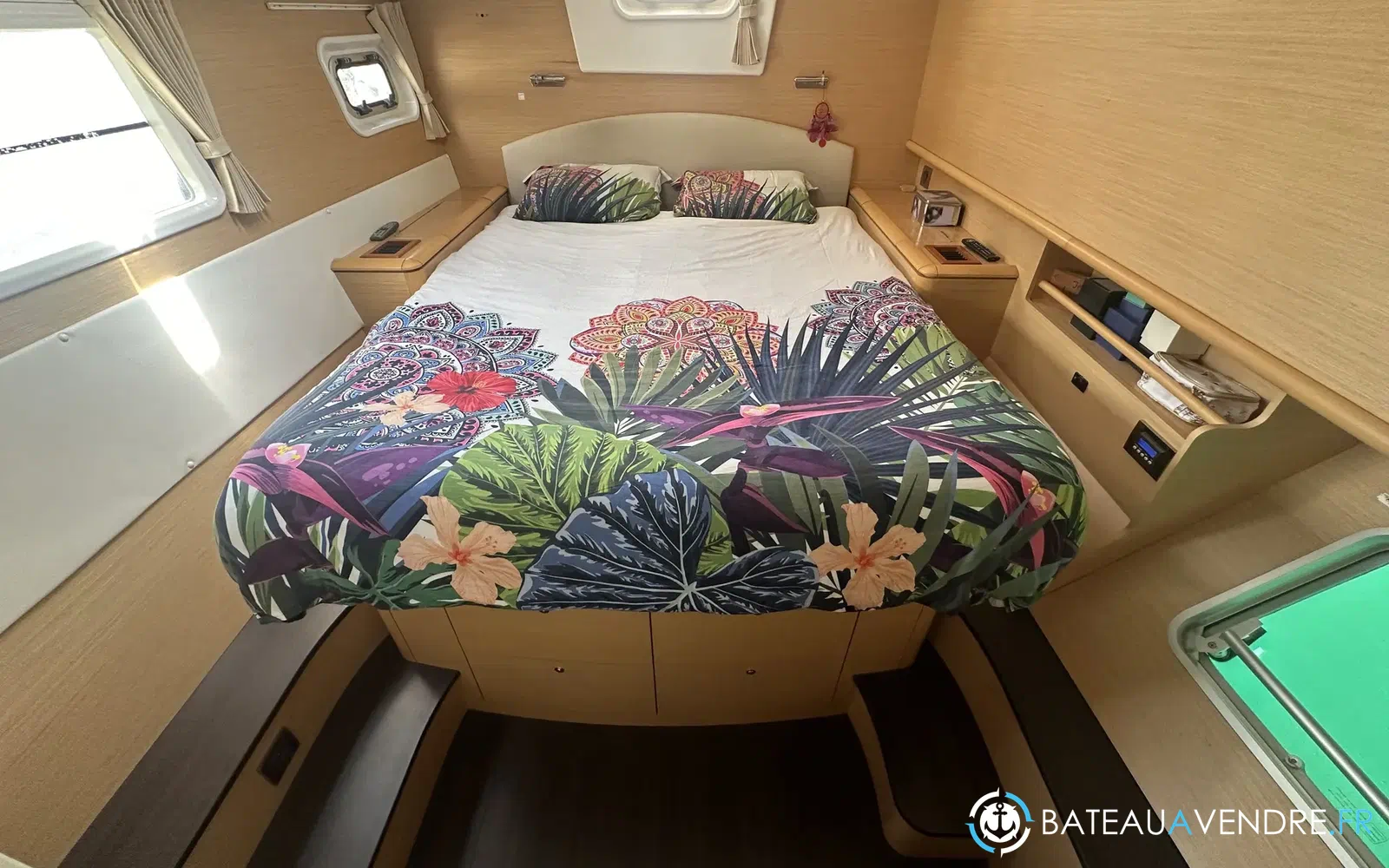 slider 38 Lagoon 500