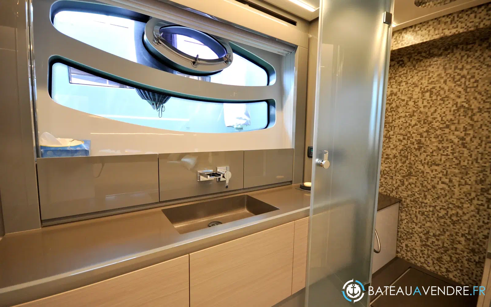slider 17 Pershing 62