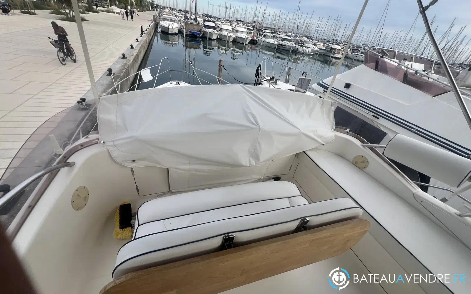slider 4 Sealine Statesman 450