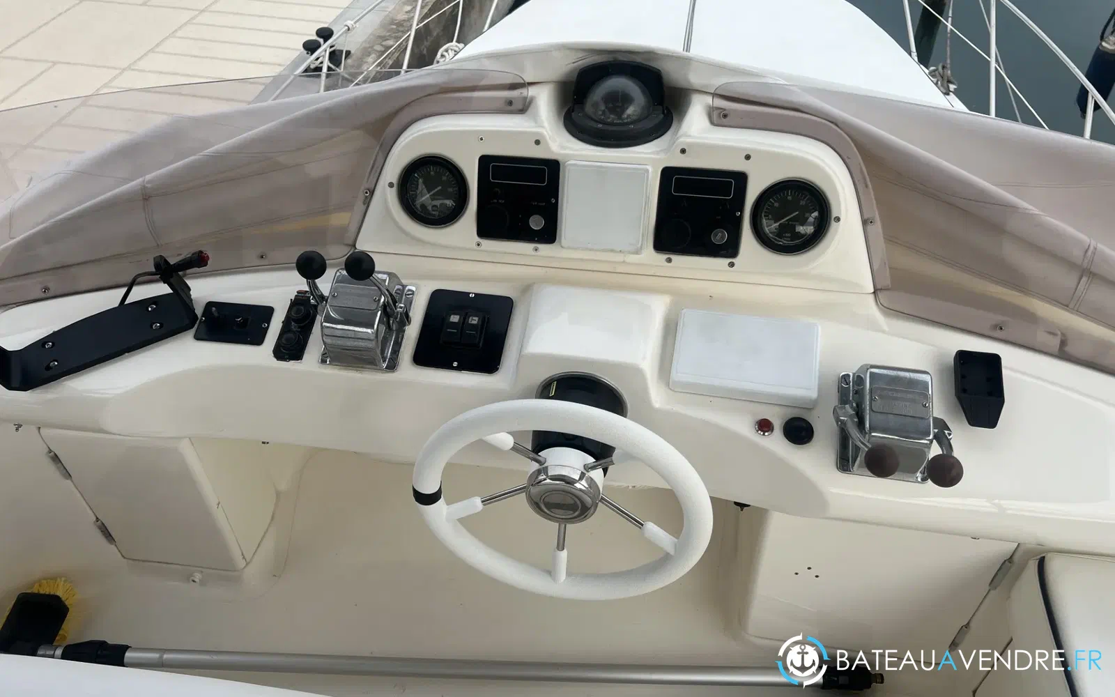 slider 28 Sealine Statesman 450