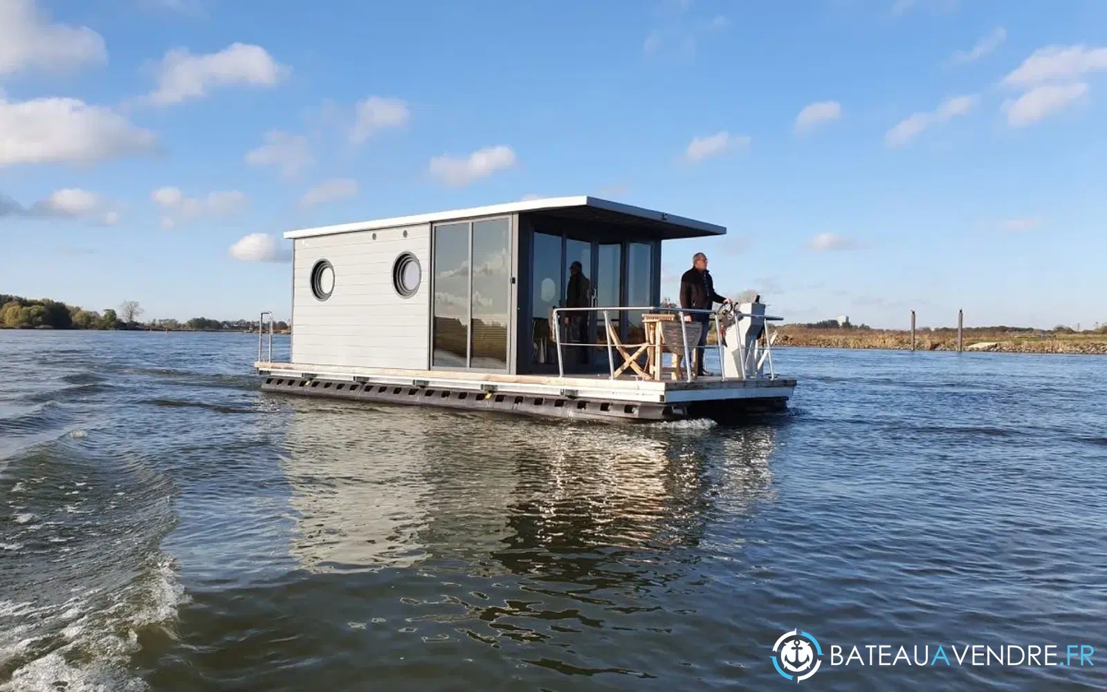 slider 0 La Mare Apartboat M