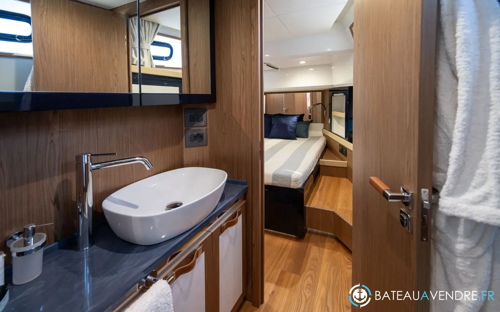 slider 20 Apreamare GOZZO 48 CABIN
